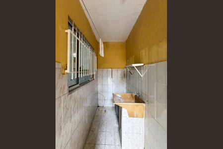 Casa à venda com 350m², 4 quartos e 2 vagas Casa à venda com 350m², 4 quartos e 2 vagasÁrea de Serviço - Casa 2