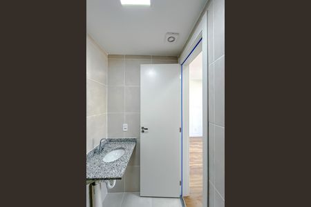 Apartamento para alugar com 39m², 2 quartos e sem vaga Apartamento para alugar com 39m², 2 quartos e sem vagaBanheiro