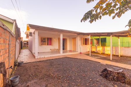 Casa para alugar com 140m², 3 quartos e 2 vagas Casa para alugar com 140m², 3 quartos e 2 vagasFachada