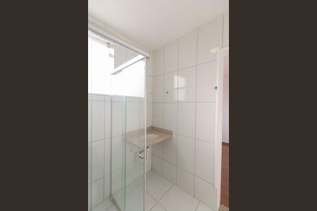 Casa à venda com 3 quartos, 418m² em Heliópolis, Belo Horizonte