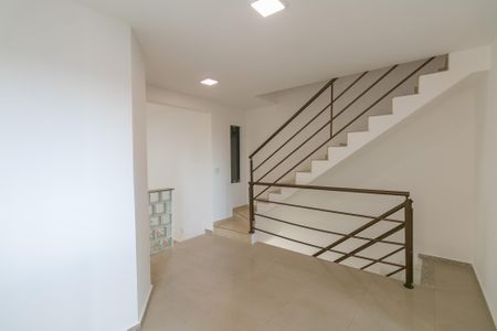 Casa à venda com 3 quartos, 418m² em Heliópolis, Belo Horizonte