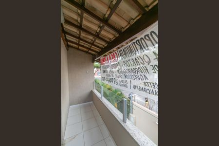 Casa à venda com 3 quartos, 418m² em Heliópolis, Belo Horizonte