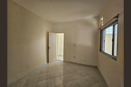 Casa para alugar com 141m², 2 quartos e 2 vagas Casa para alugar com 141m², 2 quartos e 2 vagasQuarto 2