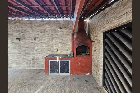 Casa para alugar com 141m², 2 quartos e 2 vagas Casa para alugar com 141m², 2 quartos e 2 vagasChurrasqueira
