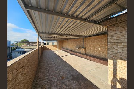 Casa para alugar com 141m², 2 quartos e 2 vagas Casa para alugar com 141m², 2 quartos e 2 vagasTerraço