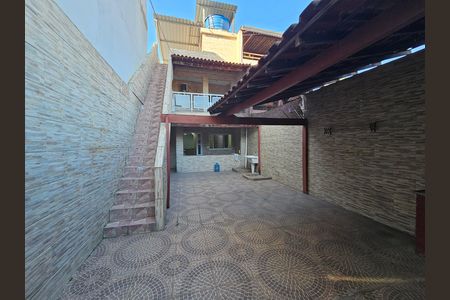 Garagem de casa para alugar com 2 quartos, 141m² em Centro, Mesquita