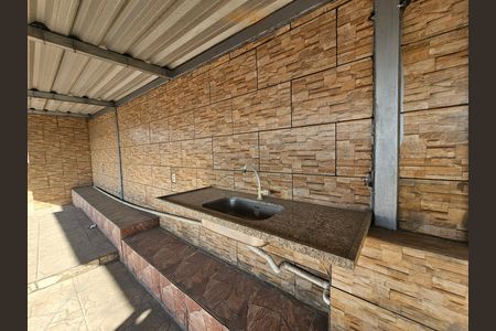 Terraço  de casa para alugar com 2 quartos, 141m² em Centro, Mesquita