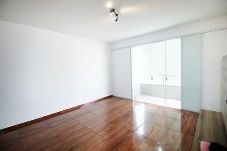 Apartamento para alugar com 85m², 2 quartos e 1 vagaSala