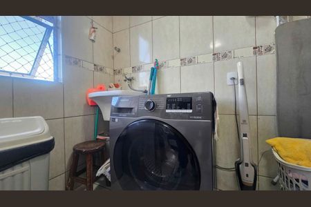 Apartamento à venda com 60m², 2 quartos e 1 vagaCozinha e Área de Serviço