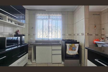 Apartamento à venda com 60m², 2 quartos e 1 vagaCozinha e Área de Serviço