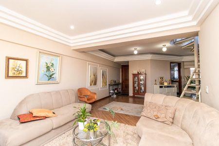 Apartamento à venda com 350m², 4 quartos e 3 vagas Apartamento à venda com 350m², 4 quartos e 3 vagasSala 1
