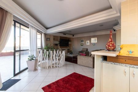 Apartamento à venda com 350m², 4 quartos e 3 vagas Apartamento à venda com 350m², 4 quartos e 3 vagasÁrea comum - Churrasqueira