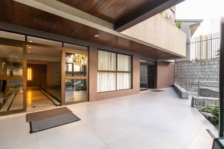 Apartamento à venda com 350m², 4 quartos e 3 vagas Apartamento à venda com 350m², 4 quartos e 3 vagasEntrada