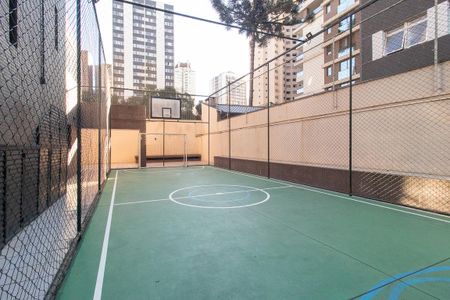 Apartamento à venda com 350m², 4 quartos e 3 vagas Apartamento à venda com 350m², 4 quartos e 3 vagasQuadra Esportiva