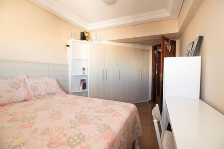 Apartamento à venda com 350m², 4 quartos e 3 vagas Apartamento à venda com 350m², 4 quartos e 3 vagasQuarto 1