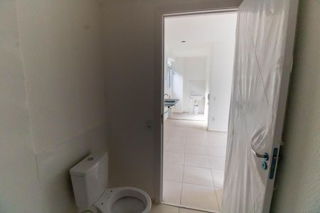 Apartamento para alugar com 50m², 2 quartos e sem vaga Apartamento para alugar com 50m², 2 quartos e sem vagaBanheiro