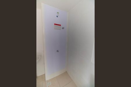Banheiro de apartamento para alugar com 2 quartos, 50m² em Várzea das Moças, Niterói