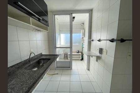 Cozinha de apartamento para alugar com 2 quartos, 63m² em Jaguaré, São Paulo