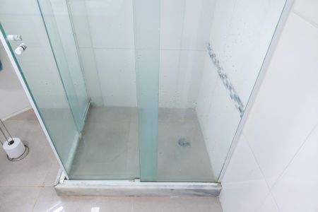 Banheiro  de apartamento à venda com 2 quartos, 60m² em Humaitá, Rio de Janeiro