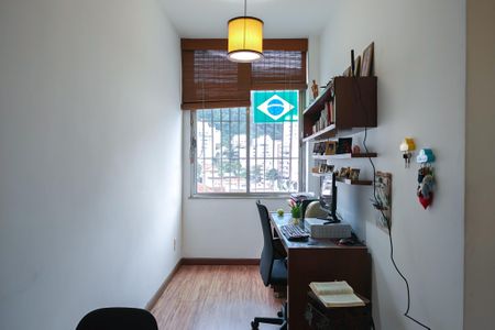 Apartamento à venda com 60m², 2 quartos e sem vaga Apartamento à venda com 60m², 2 quartos e sem vagaSala