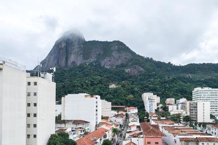 Vista  de apartamento à venda com 2 quartos, 60m² em Humaitá, Rio de Janeiro