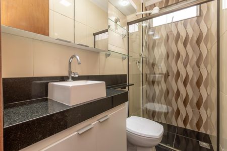 Banheiro Social 1 de apartamento para alugar com 4 quartos, 157m² em Heliópolis, Belo Horizonte