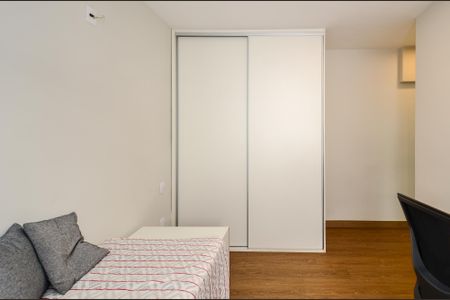 Quarto 1 de apartamento para alugar com 2 quartos, 132m² em Carmo, Belo Horizonte