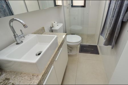 Banheiro Social de apartamento para alugar com 2 quartos, 132m² em Carmo, Belo Horizonte