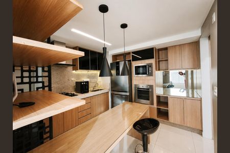 Cozinha de apartamento para alugar com 3 quartos, 96m² em Setor Coimbra, Goiânia