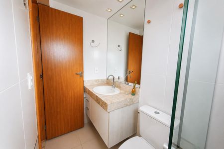 Apartamento para alugar com 96m², 3 quartos e 2 vagas Apartamento para alugar com 96m², 3 quartos e 2 vagasBanheiro da suíte 2