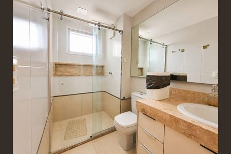 Apartamento para alugar com 96m², 3 quartos e 2 vagas Apartamento para alugar com 96m², 3 quartos e 2 vagasBanheiro da suíte 3
