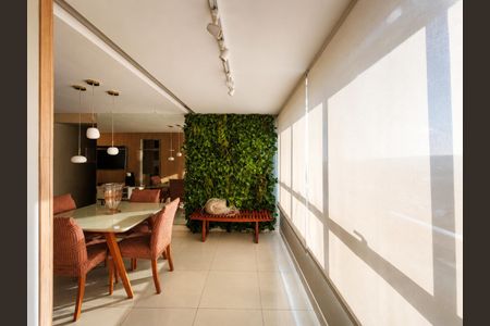 Apartamento para alugar com 96m², 3 quartos e 2 vagas Apartamento para alugar com 96m², 3 quartos e 2 vagasSala de jantar