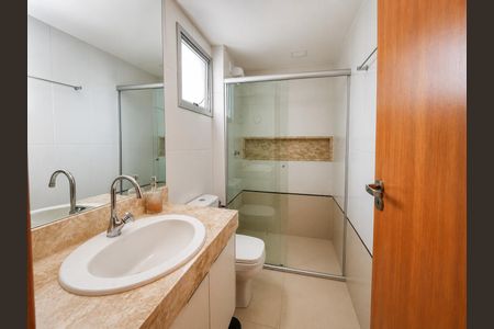 Apartamento para alugar com 96m², 3 quartos e 2 vagas Apartamento para alugar com 96m², 3 quartos e 2 vagasBanheiro da suíte