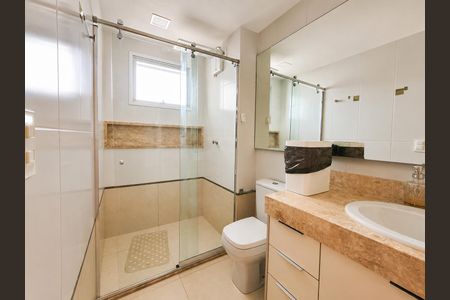 Apartamento para alugar com 96m², 3 quartos e 2 vagas Apartamento para alugar com 96m², 3 quartos e 2 vagasBanheiro da suíte 3