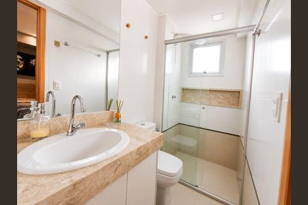 Apartamento para alugar com 96m², 3 quartos e 2 vagas Apartamento para alugar com 96m², 3 quartos e 2 vagasBanheiro da suíte 3