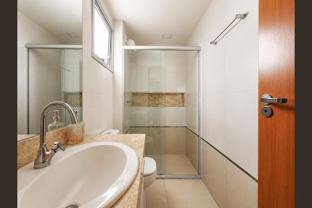 Banheiro de apartamento para alugar com 3 quartos, 96m² em Setor Coimbra, Goiânia