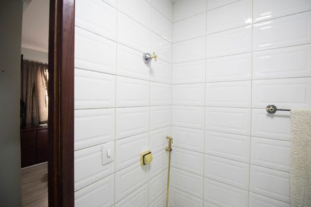 Apartamento à venda com 90m², 3 quartos e 1 vaga Apartamento à venda com 90m², 3 quartos e 1 vagaBanheiro da Suíte