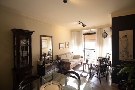 Apartamento à venda com 90m², 3 quartos e 1 vaga Apartamento à venda com 90m², 3 quartos e 1 vagaSala