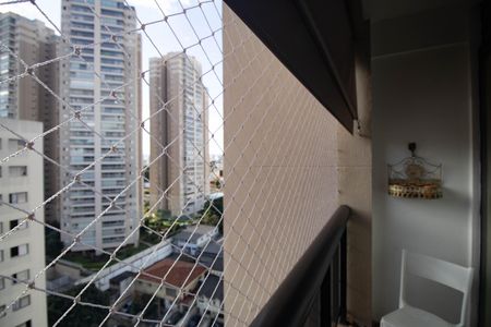 Apartamento à venda com 90m², 3 quartos e 1 vaga Apartamento à venda com 90m², 3 quartos e 1 vagaVaranda