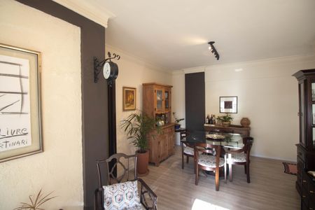 Apartamento à venda com 90m², 3 quartos e 1 vaga Apartamento à venda com 90m², 3 quartos e 1 vagaSala