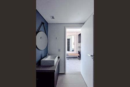 Banheiro de kitnet/studio para alugar com 1 quarto, 46m² em Jardim Analia Franco, São Paulo