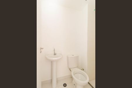 Banheiro de apartamento à venda com 2 quartos, 32m² em Jardim Iris, São Paulo