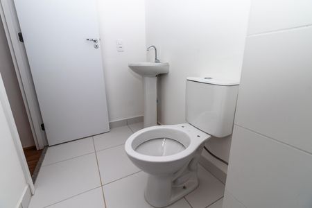 Apartamento para alugar com 24m², 1 quarto e sem vaga Apartamento para alugar com 24m², 1 quarto e sem vagaBanheiro da Suíte