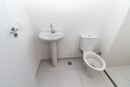 Apartamento para alugar com 24m², 1 quarto e sem vaga Apartamento para alugar com 24m², 1 quarto e sem vagaBanheiro da Suíte