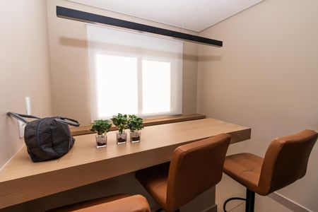 Apartamento para alugar com 24m², 1 quarto e sem vaga Apartamento para alugar com 24m², 1 quarto e sem vagaÁrea comum - Salão de Festas