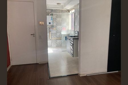Cozinha de apartamento para alugar com 2 quartos, 38m² em Capão Redondo, São Paulo