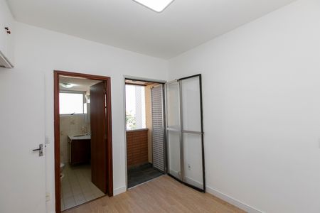 Apartamento para alugar com 35m², 1 quarto e 1 vaga Apartamento para alugar com 35m², 1 quarto e 1 vagaQuarto