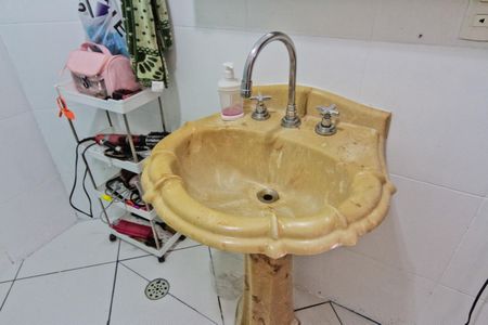 Banheiro 2 de casa à venda com 4 quartos, 180m² em Casa Verde Média, São Paulo