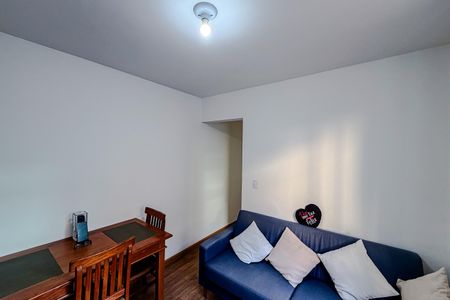 Apartamento à venda com 40m², 1 quarto e 1 vaga Apartamento à venda com 40m², 1 quarto e 1 vagaSala