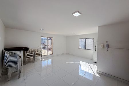 Apartamento à venda com 40m², 1 quarto e 1 vaga Apartamento à venda com 40m², 1 quarto e 1 vagaÁrea comum - Salão de festas